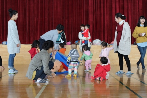 행복하고 똑똑한 아기를 만드는 방법