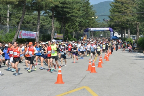 제12회 포천38선 마라톤 대회 성황리마쳐 