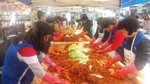가산면단체, 사랑의 김장나눔 행사 개최
