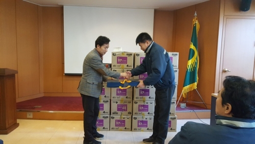 포천시, 환경기초시설 현장근로자 정부선물 전달