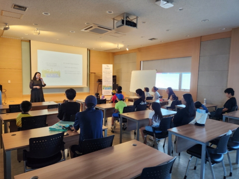 포천시 일동도서관, 곽민수 그림책 작가와의 만남 진행