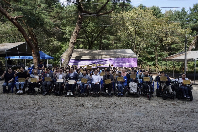 이제 장애인 자립생활센터도 윤리경영을 통한 발전을 도모한다. 좋은 날 좋은 삼겹살로 든든하게 채운 점심 식사!