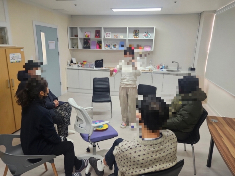 포천시종합사회복지관, 연극치료로 고립위기가구 지원...‘힐링극장’ 운영