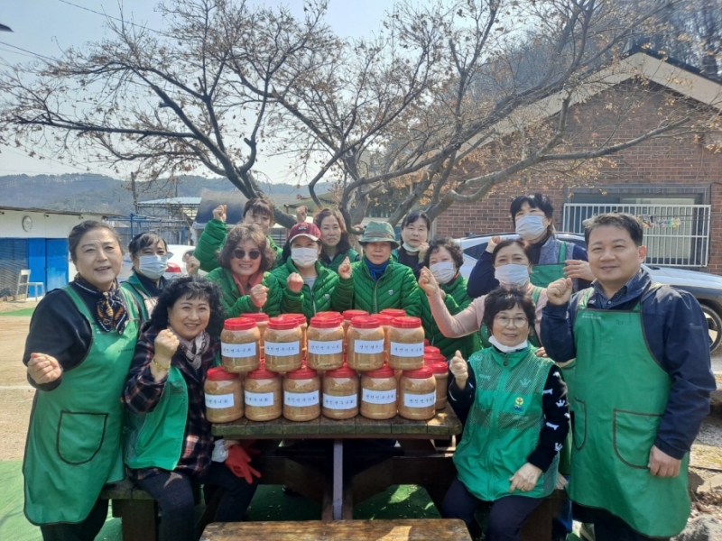 포천시 관인면 새마을부녀회, 경로당 된장 나눔 행사 개최