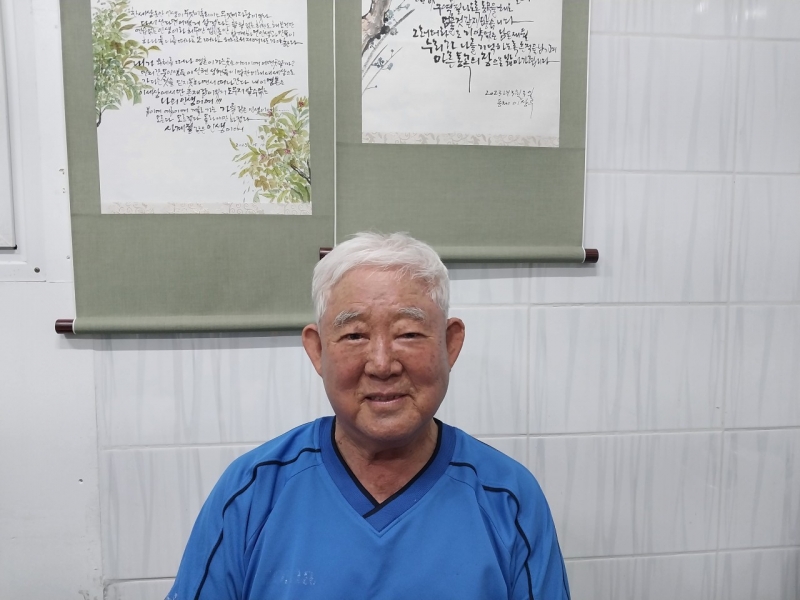 관인에서 사는 삶이 인생에서 황금기, 관인의 노래 짓기도