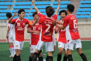 포천 시민축구단, 난타전 끝에 부천에 2-1 역전승