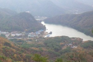 가족과 함께 하는 아름다운 가을산행. 산정호수 명성산