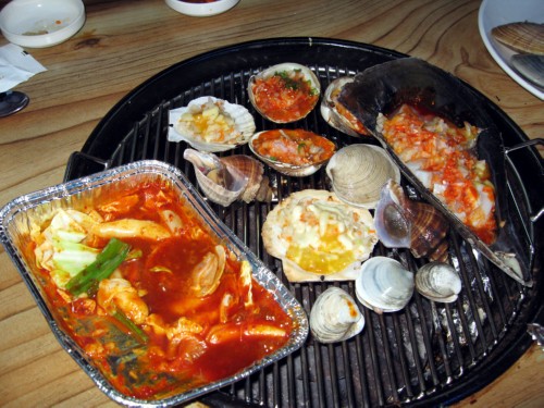 시원하게 더위를 날릴 고소한 조개구이 한판