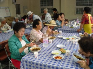 선단동, 독거노인 무료급식 봉사활동