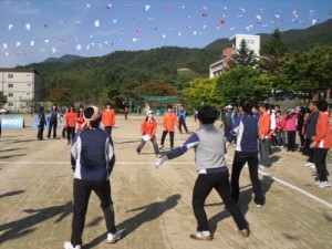 제15회 일동면민 체육대회 뜨거운 열기 속 개최