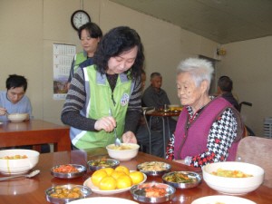 포천시 생활공감 주부모니터단, 유일사랑의 집에서 나눔봉사 실천