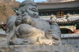 산정호수를 바라보는 사연 많은 고찰 자인사를 찾아가다.